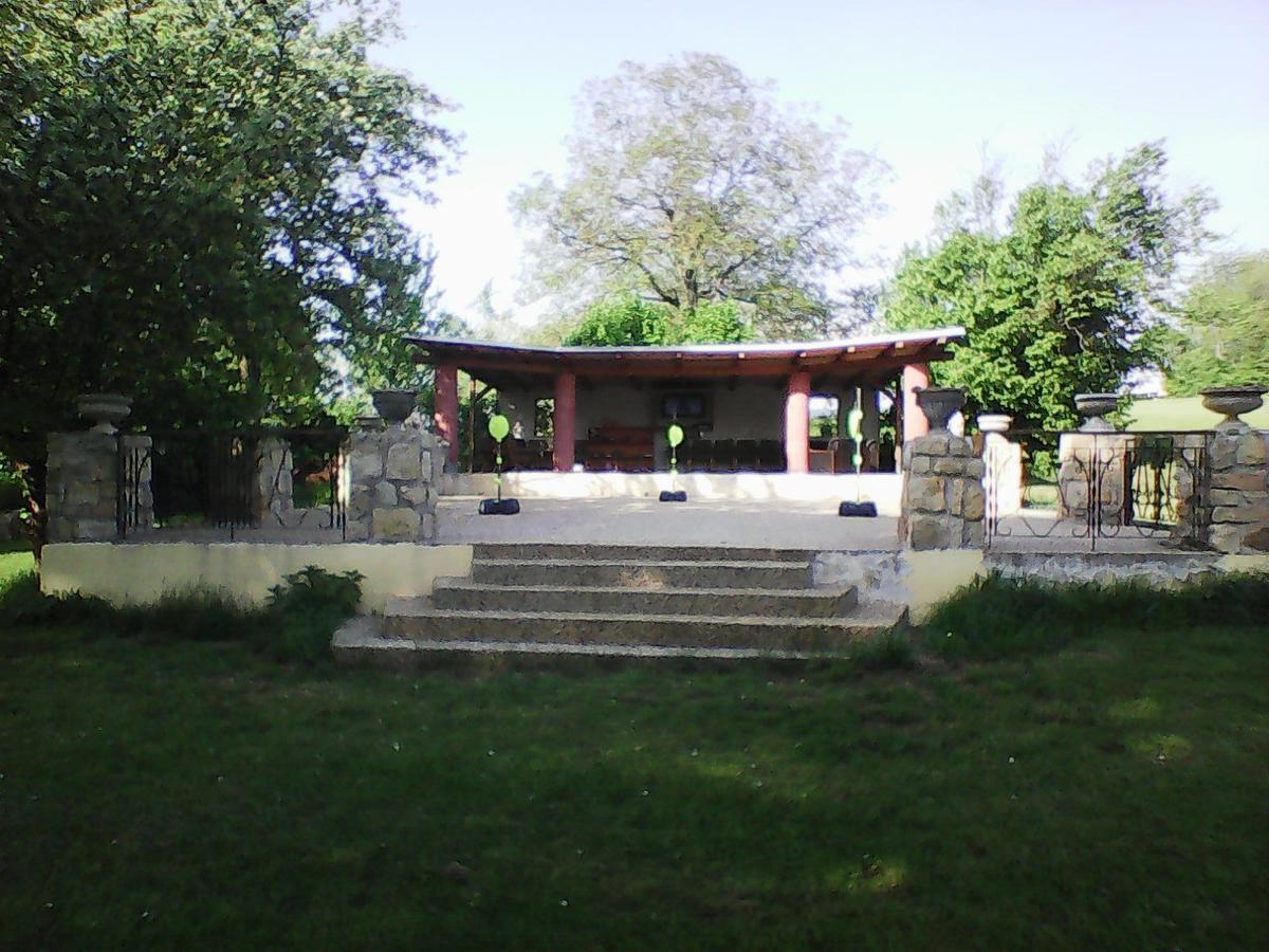 Отель U Zlate Brany Cesky Raj Wellness Libun Экстерьер фото